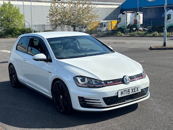 Used Volkswagen Golf 2015 for sale - 78412785: Photo
