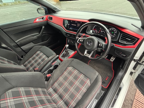 Used Volkswagen Polo 2018 for sale - 76312292: Photo 11