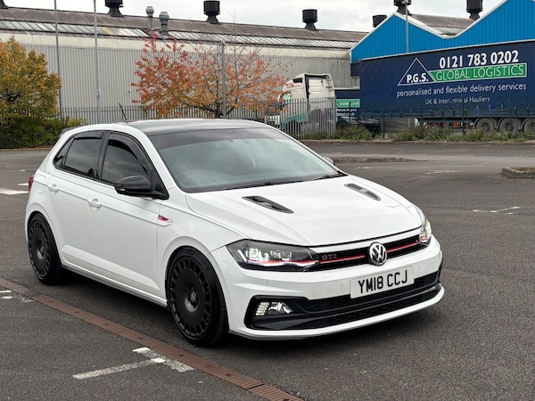Used Volkswagen Polo 2018 for sale - 76312292: Photo 1