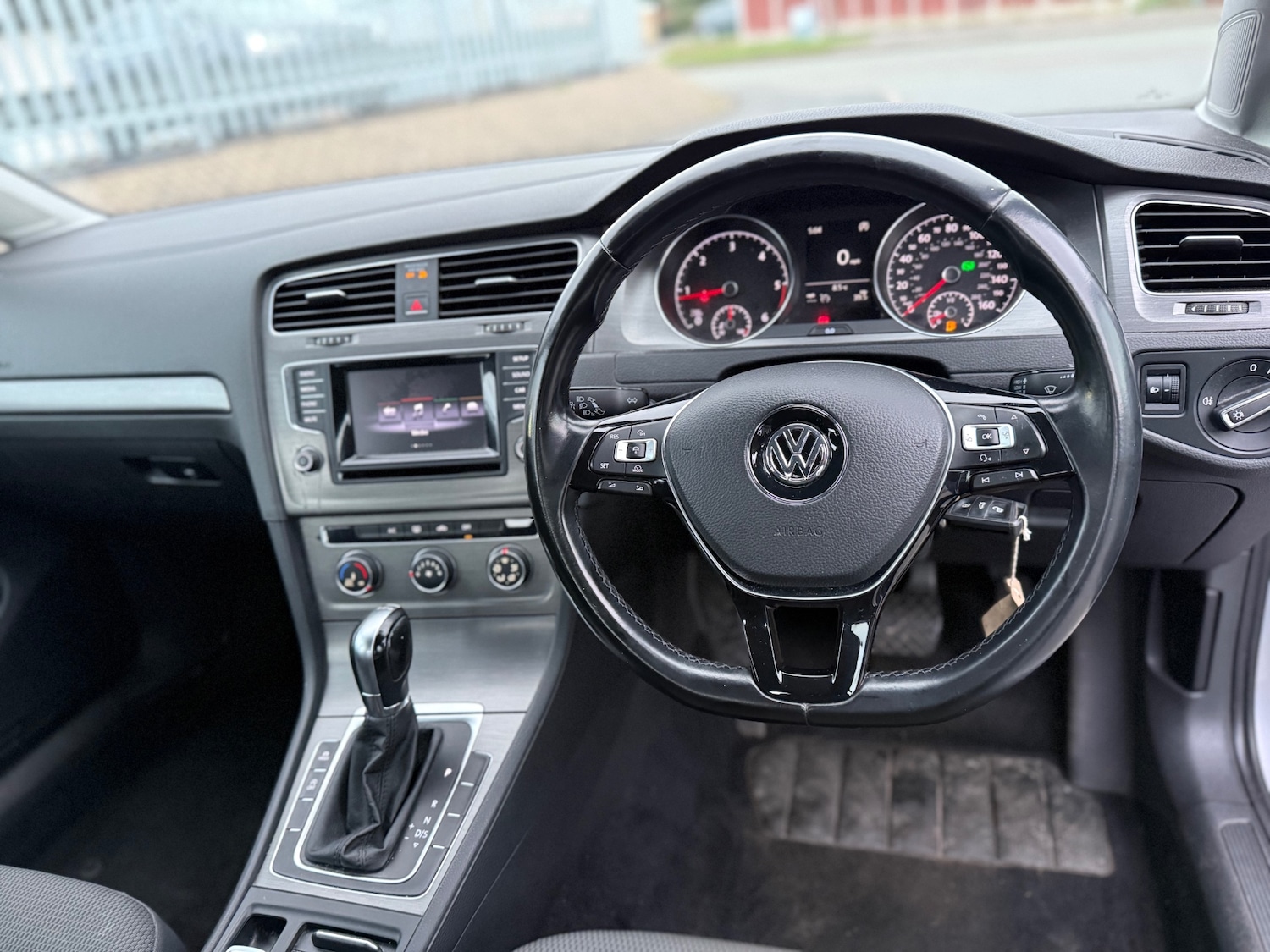 Used Volkswagen Golf 2013 for sale - 77730958: Photo 9