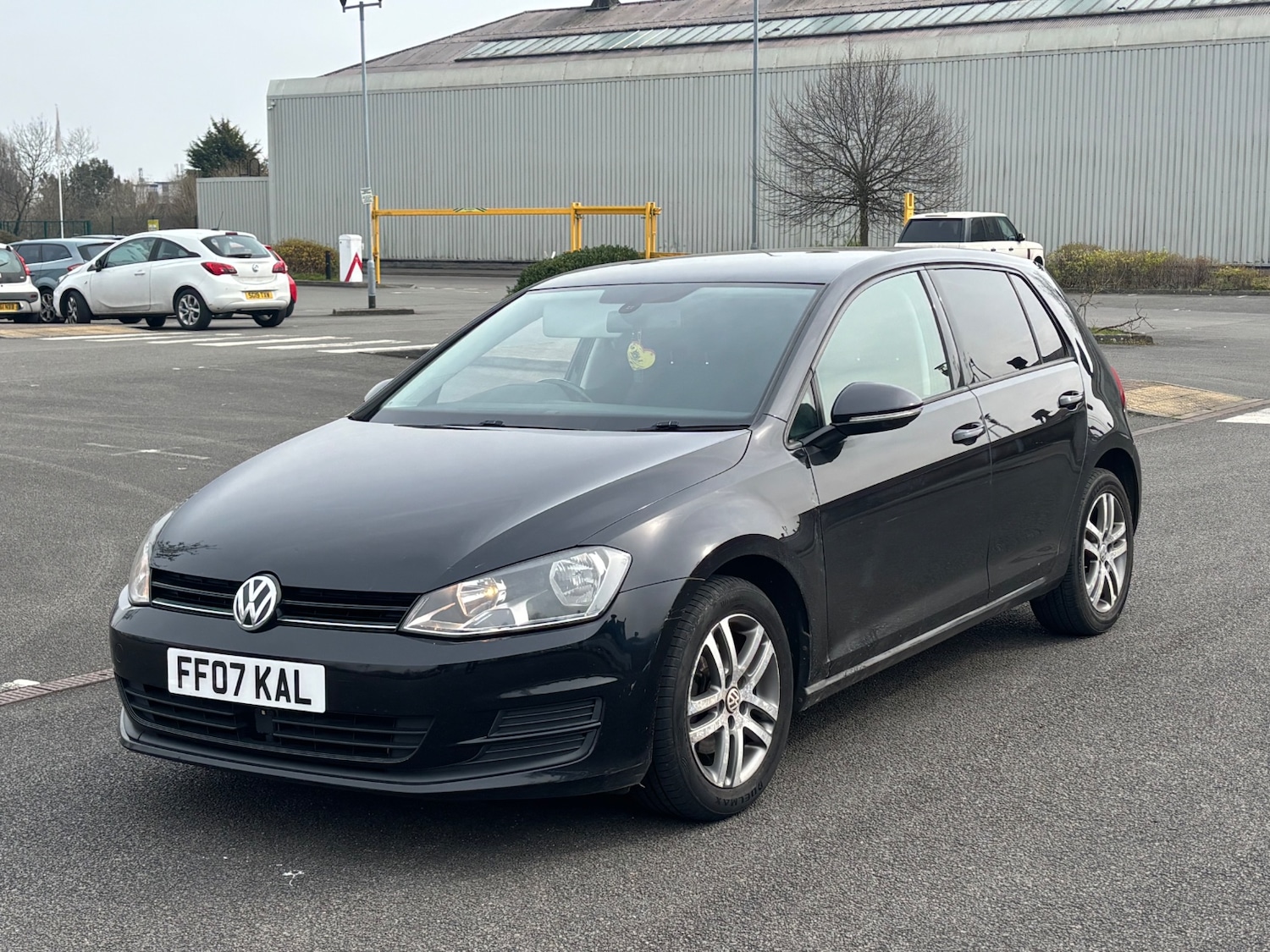 Used Volkswagen Golf 2014 for sale - 77980267: Photo 5