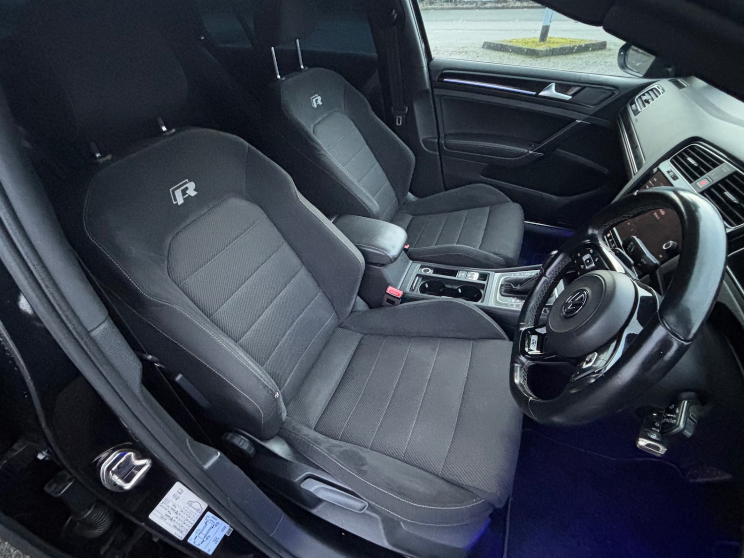 Used Volkswagen Golf 2018 for sale - 77186418: Photo 11