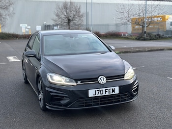 Used Volkswagen Golf 2018 for sale - 77186418: Photo