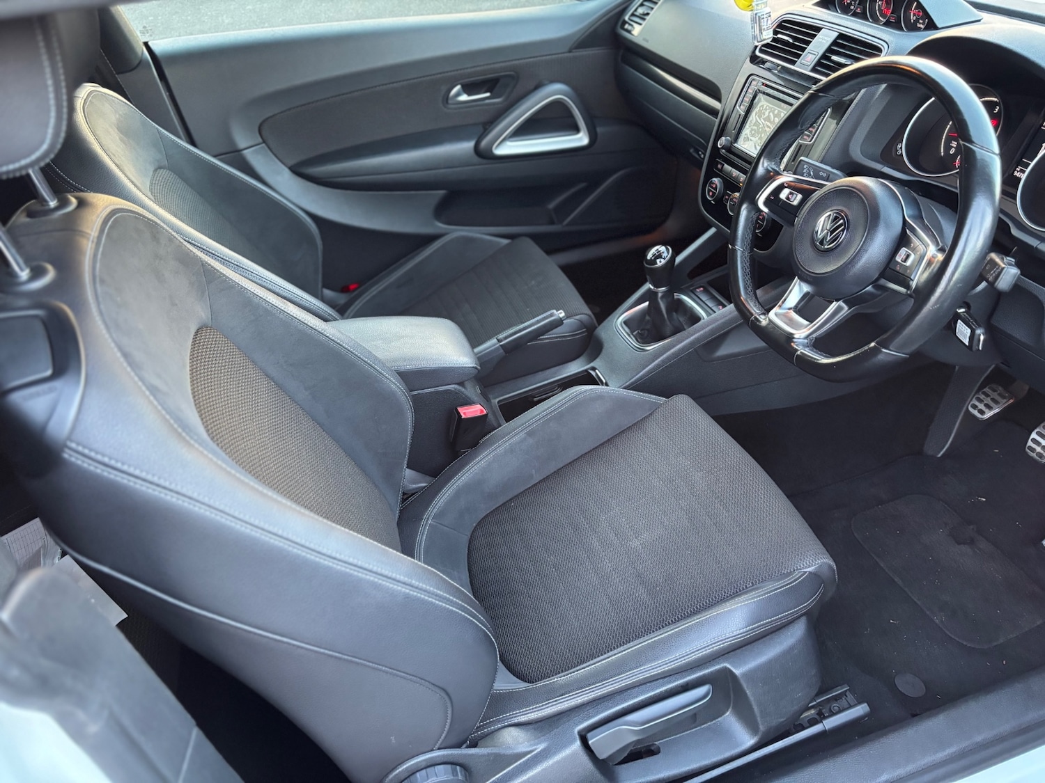 Used Volkswagen Scirocco 2016 for sale - 76387028: Photo 8