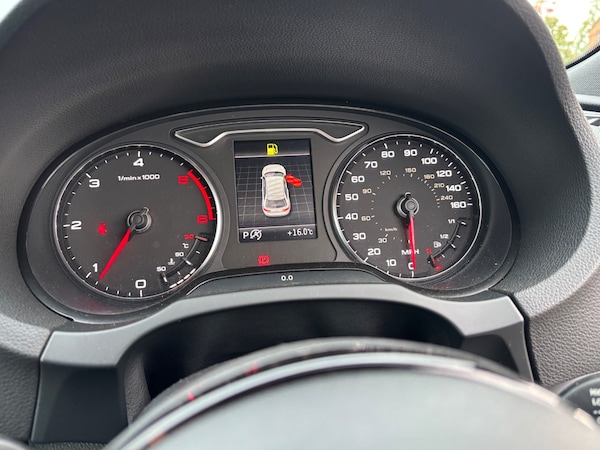 Used Audi A3 2014 for sale - 76092271: Photo 15