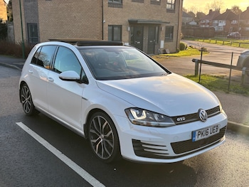 Used Volkswagen Golf 2016 for sale - 77014917: Photo