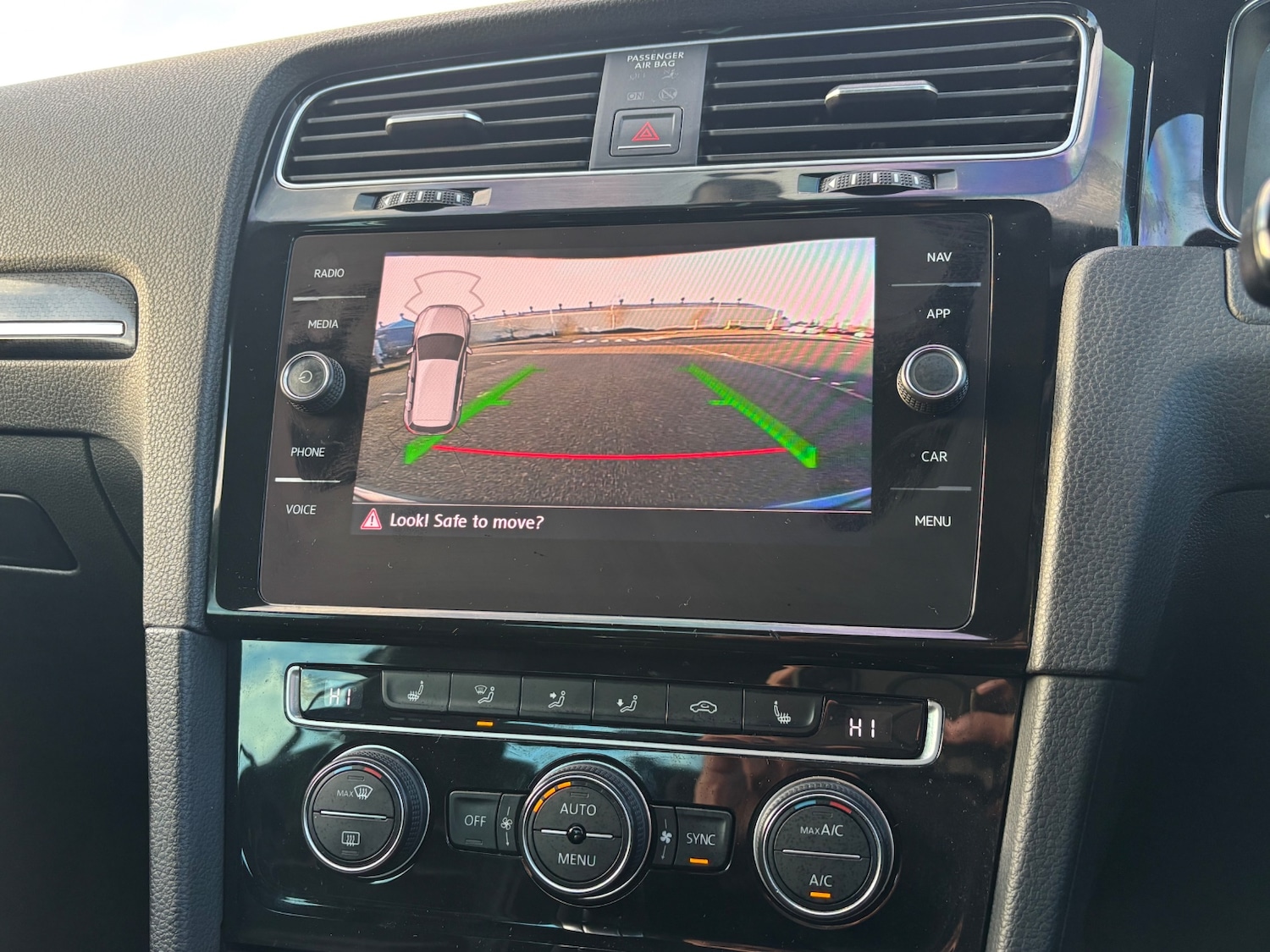 Used Volkswagen Golf 2018 for sale - 77224893: Photo 12