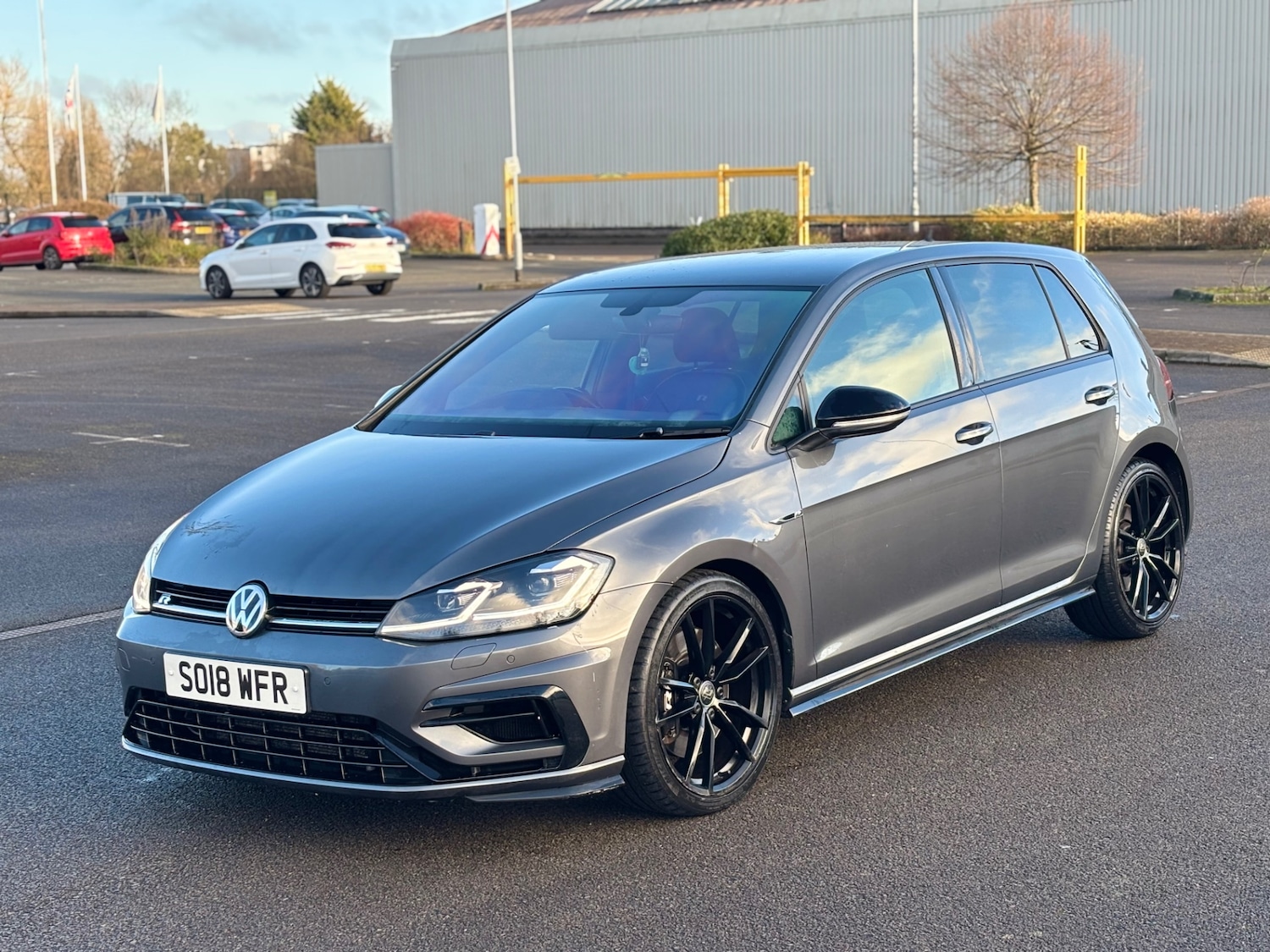 Used Volkswagen Golf 2018 for sale - 77224893: Photo 3