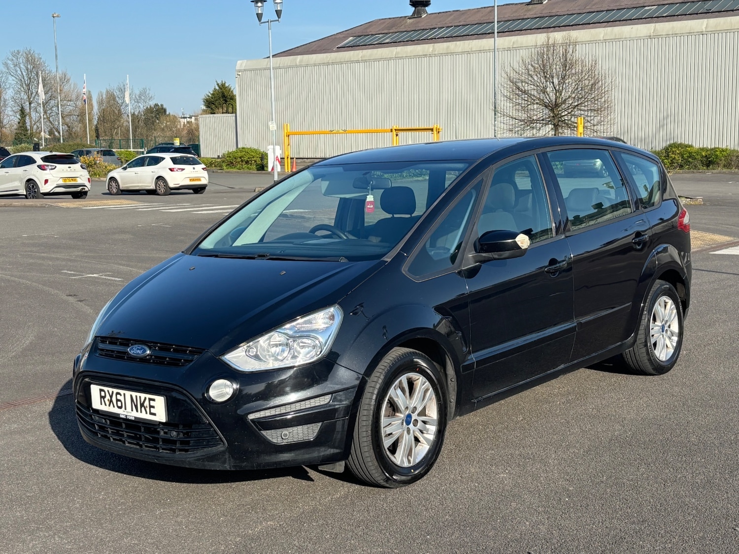 Used Ford S-Max 2011 for sale - 78166703: Photo 4