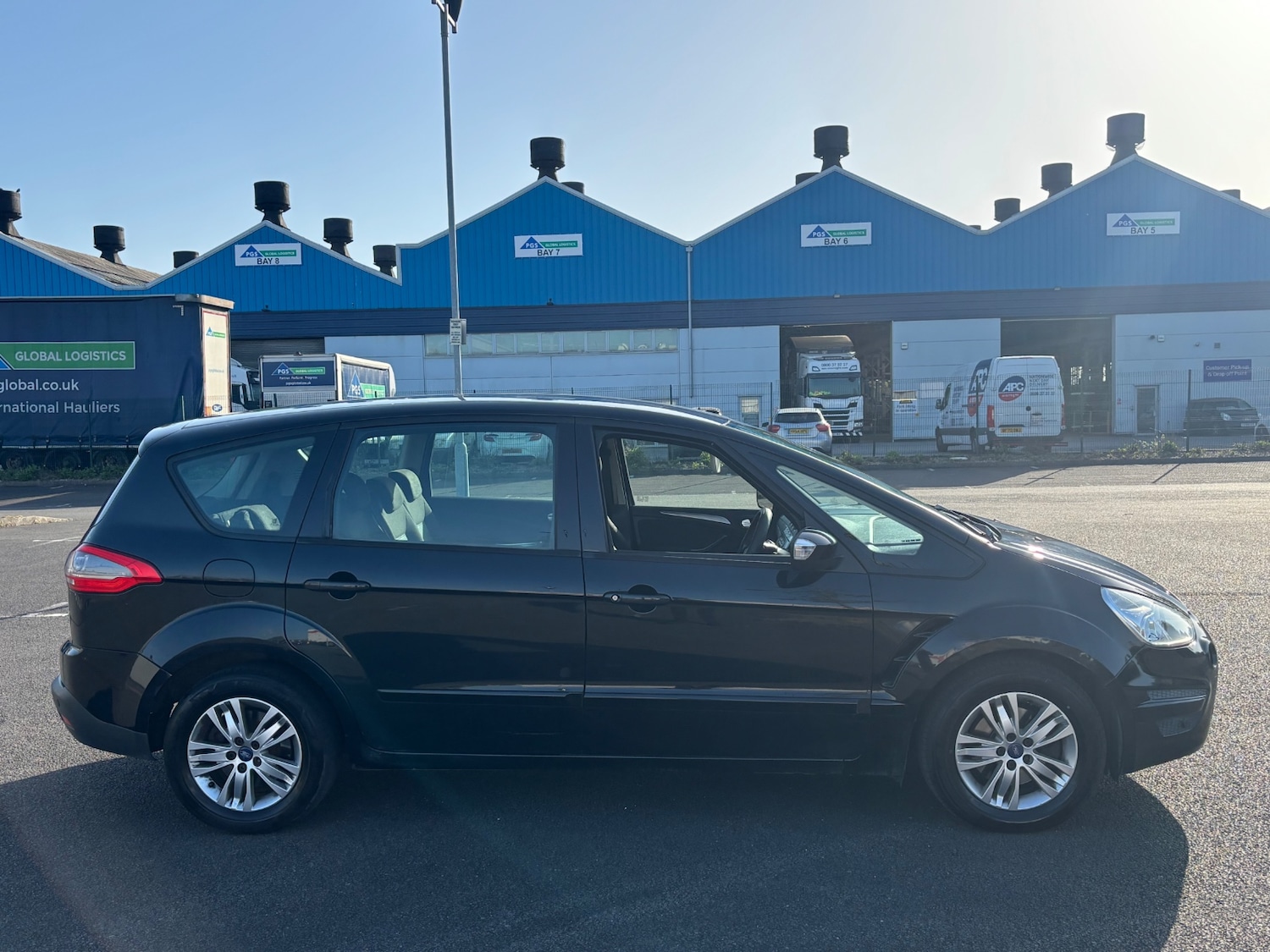 Used Ford S-Max 2011 for sale - 78166703: Photo 6