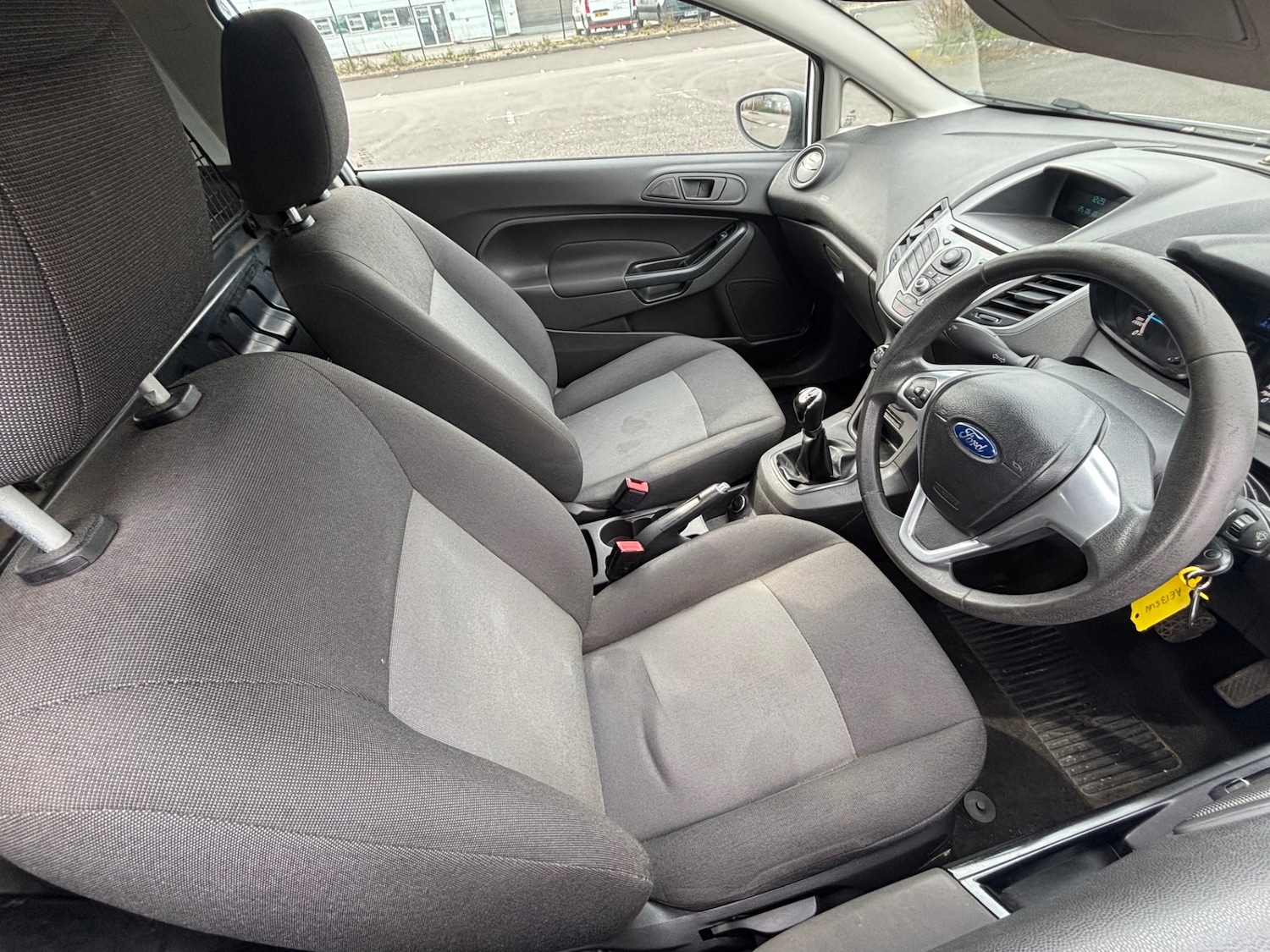 Used Ford Fiesta 2013 for sale - 77977184: Photo 12