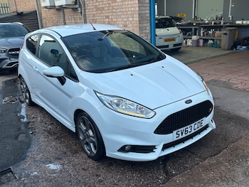 Used Ford Fiesta 2013 for sale - 77878596: Photo