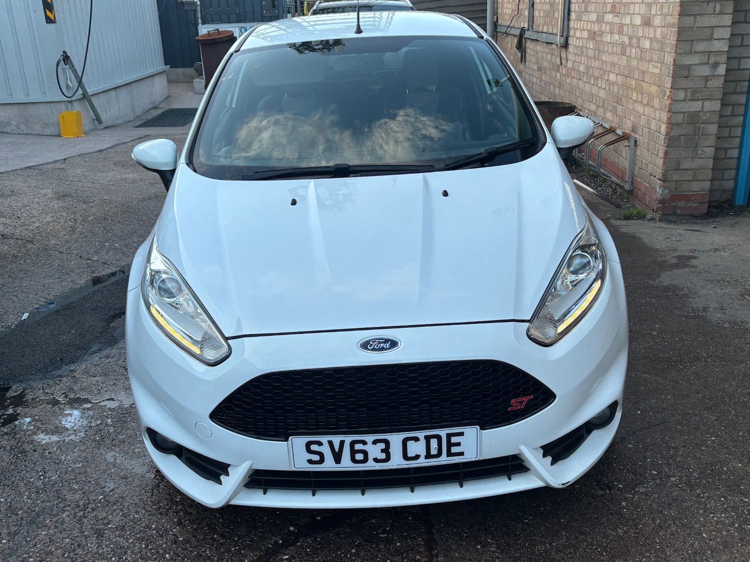 Used Ford Fiesta 2013 for sale - 77878596: Photo 2