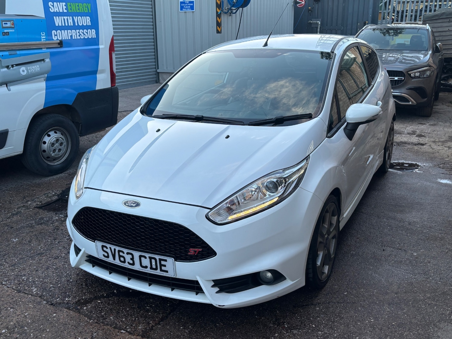 Used Ford Fiesta 2013 for sale - 77878596: Photo 3