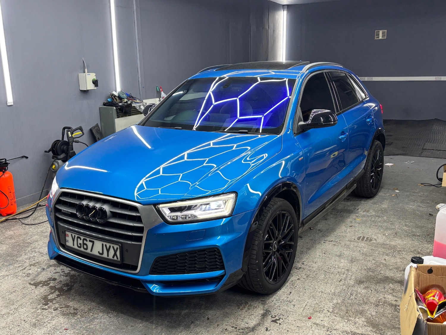 Used Audi Q3 2017 for sale - 76519551: Photo 2