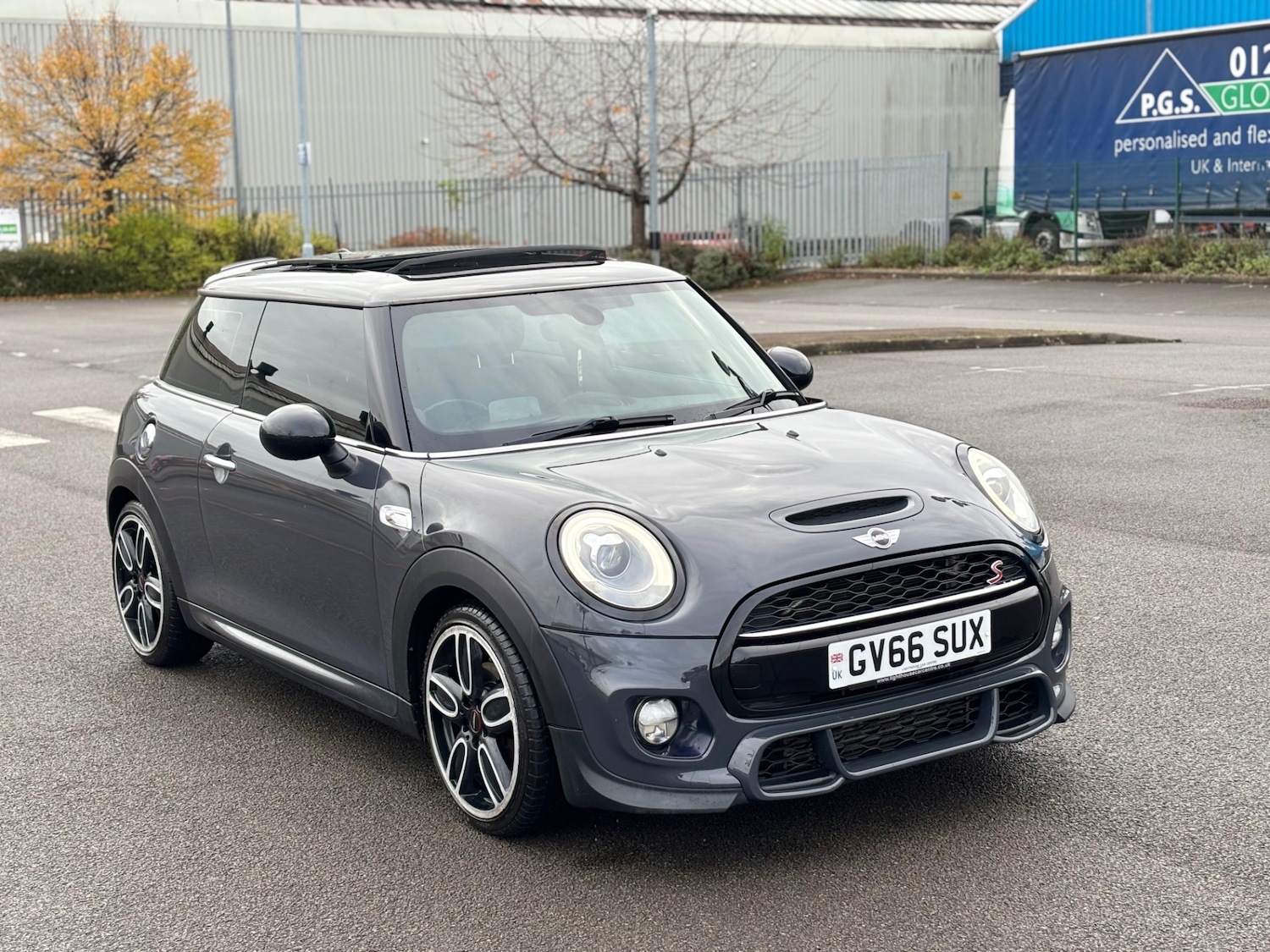 Used MINI Hatch 2016 for sale - 76402891: Photo 1