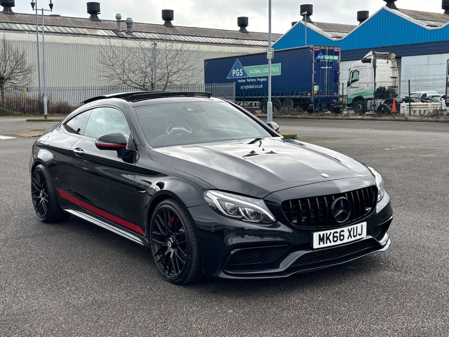 Used Mercedes-Benz C Class 2016 for sale - 77632588: Photo 2