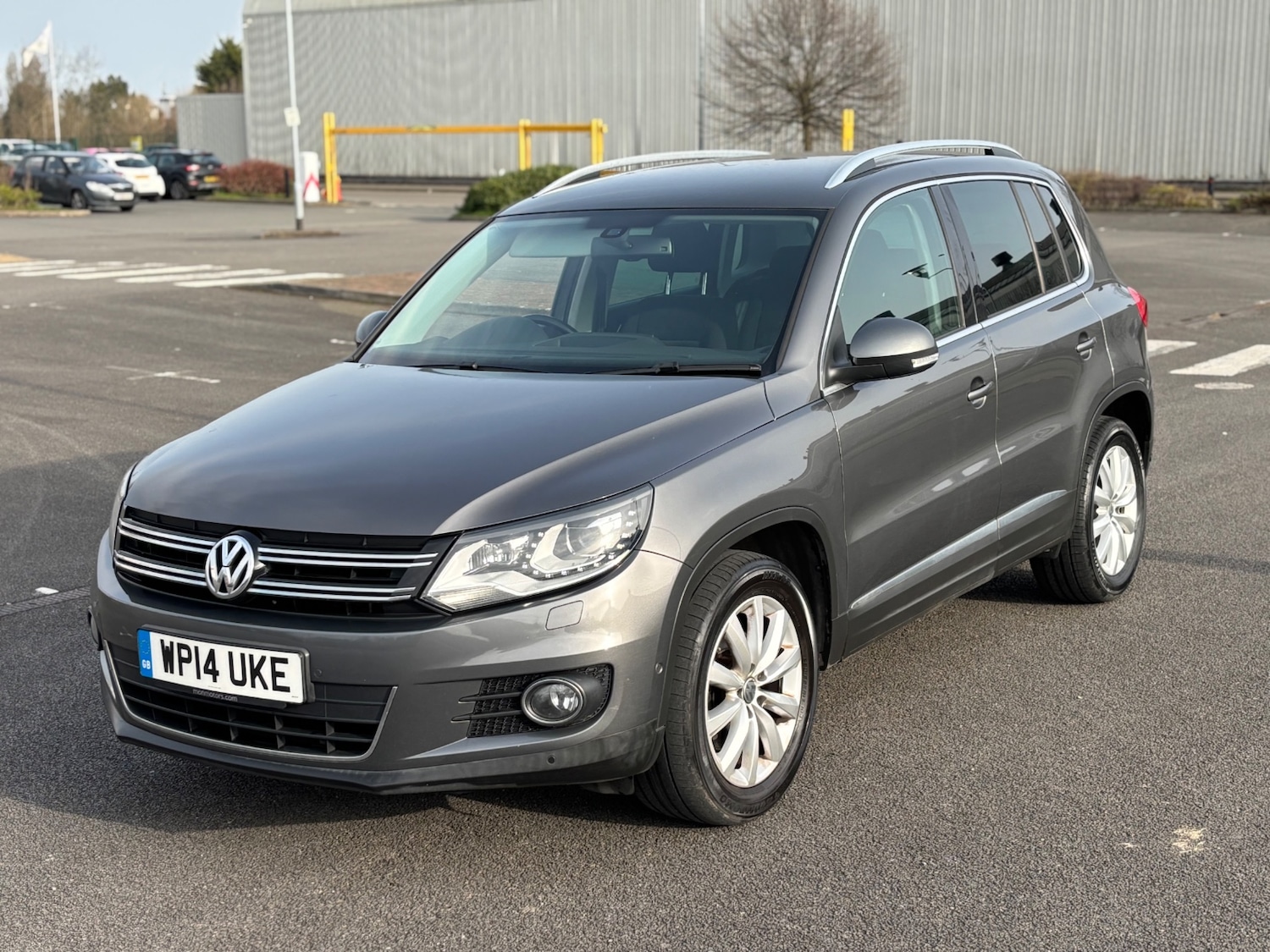 Used Volkswagen Tiguan 2014 for sale - 77766208: Photo 4