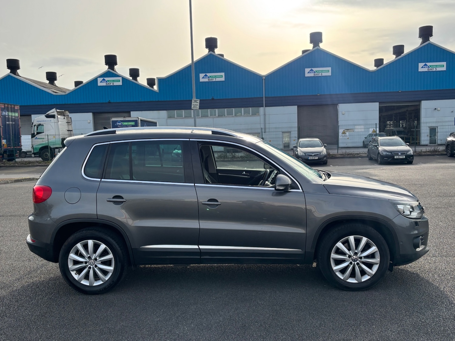 Used Volkswagen Tiguan 2014 for sale - 77766208: Photo 5