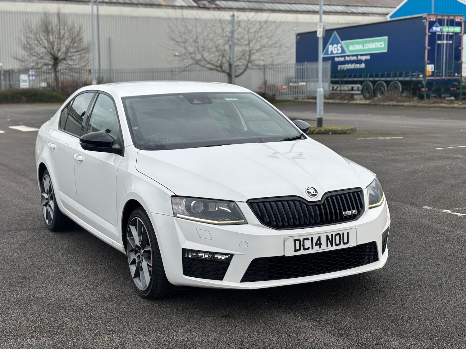 Used Skoda Octavia 2014 for sale - 77632219: Photo 2