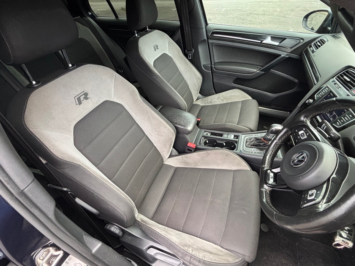 Used Volkswagen Golf 2016 for sale - 76493839: Photo 11