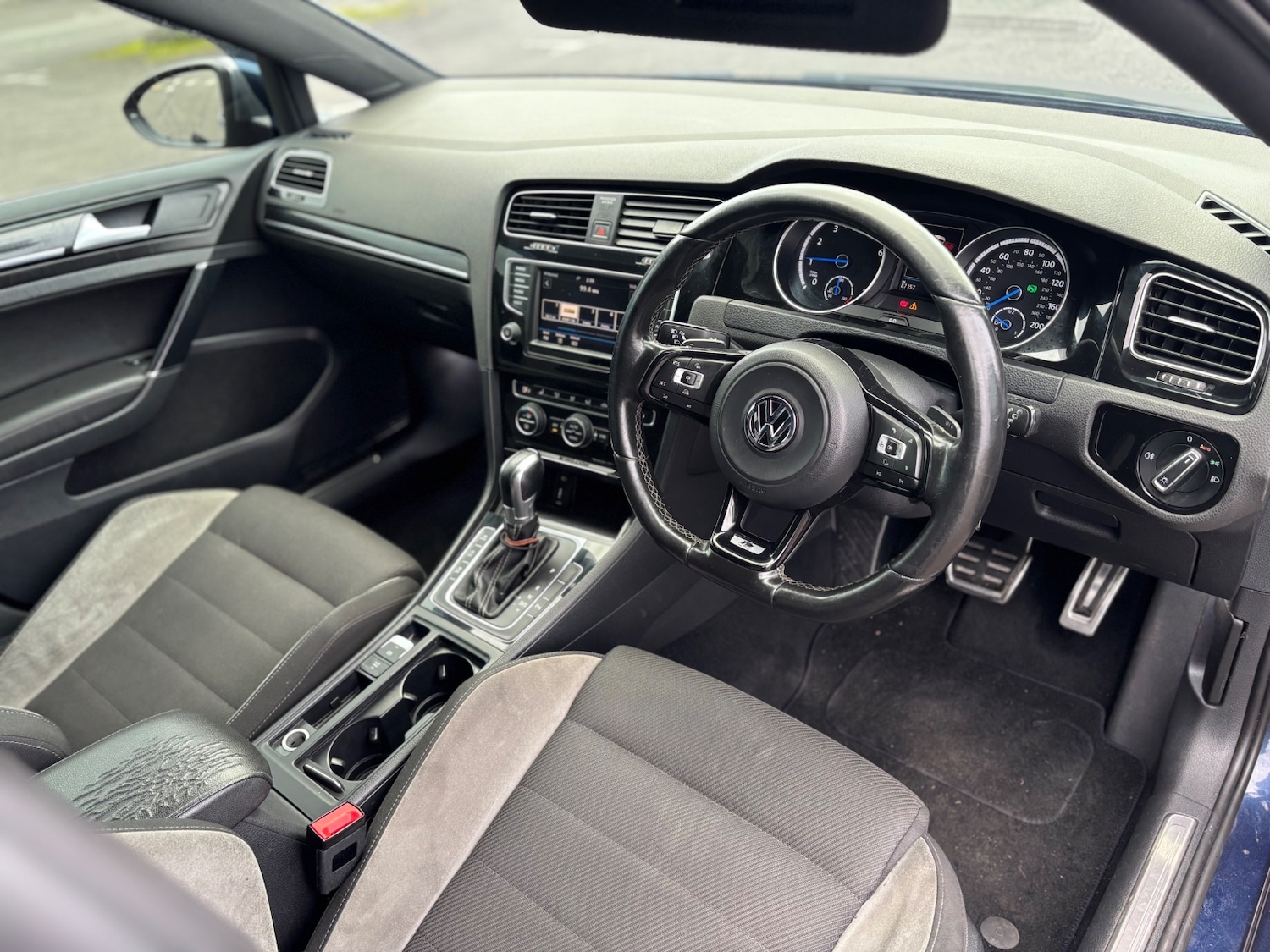Used Volkswagen Golf 2016 for sale - 76493839: Photo 9