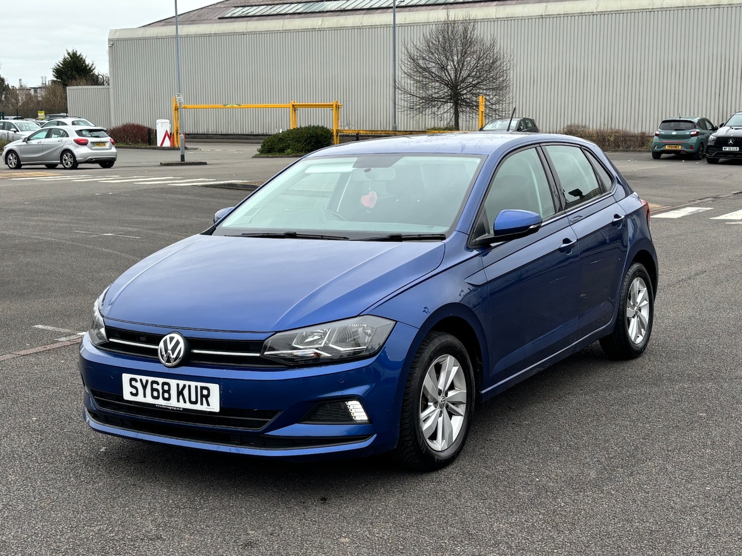Used Volkswagen Polo 2018 for sale - 77595848: Photo 4
