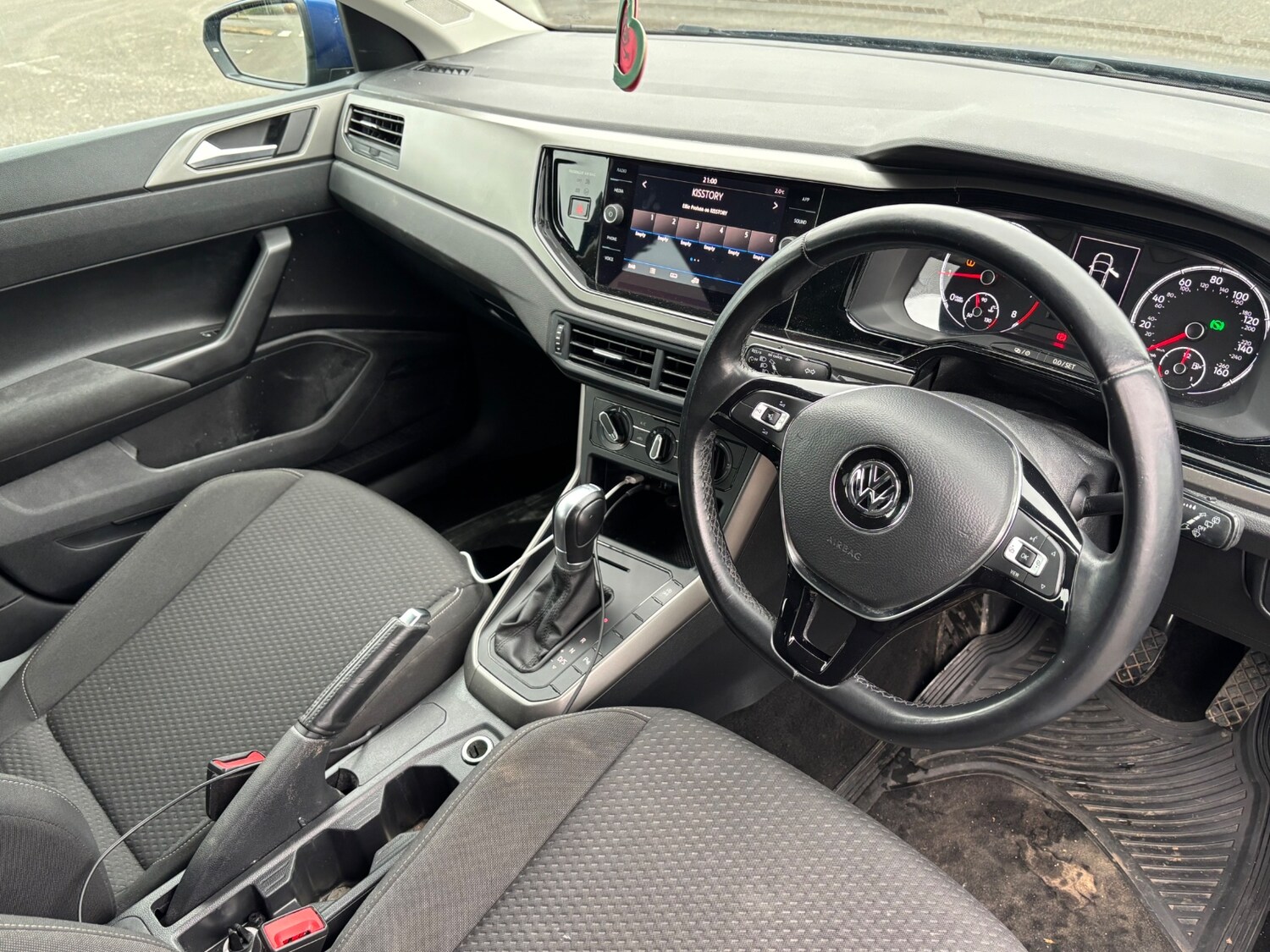 Used Volkswagen Polo 2018 for sale - 77595848: Photo 9