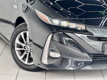 Used Toyota Prius 2022 for sale - 79578242: Photo