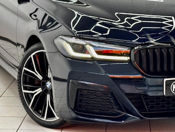Used BMW 5 Series 2021 for sale - 79578239: Photo