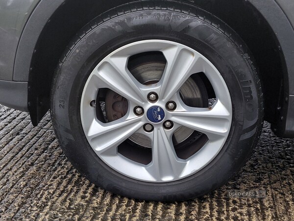 Used Ford Kuga 2015 for sale - 76167920: Photo 9
