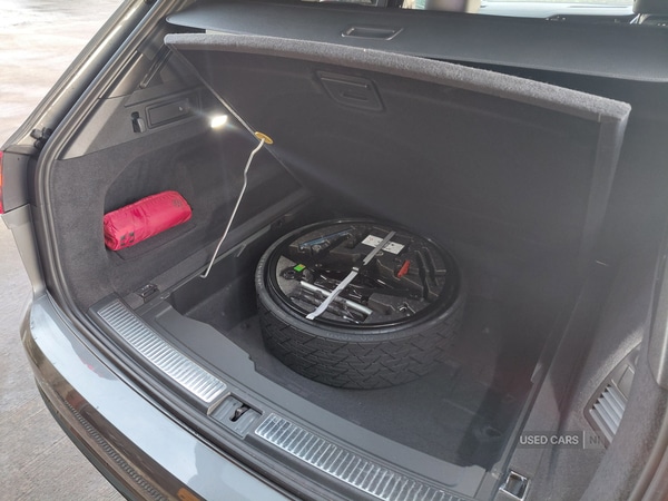 Used Volkswagen Touareg 2023 for sale - 77230805: Photo 34