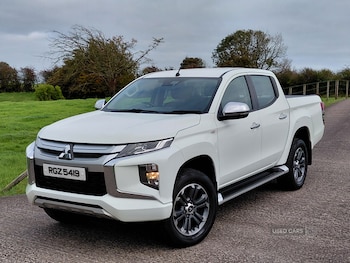Mitsubishi - L200