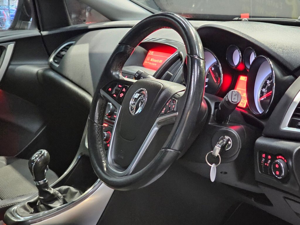 Used Vauxhall Astra 2013 for sale - 76787709: Photo 10