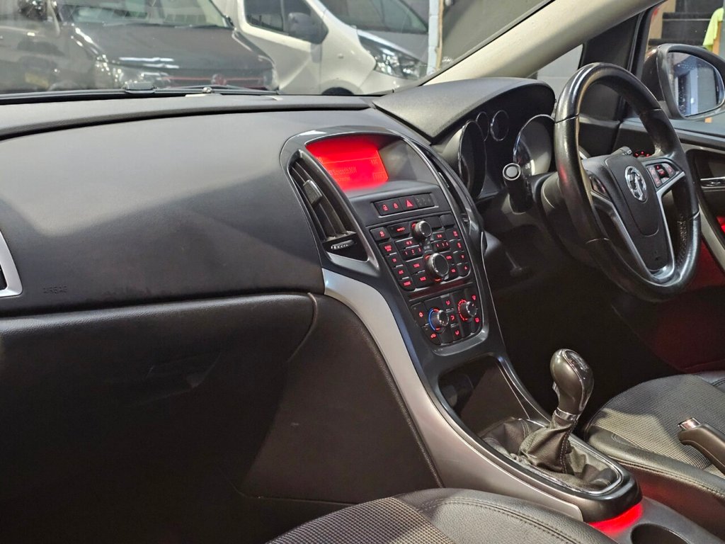 Used Vauxhall Astra 2013 for sale - 76787709: Photo 18