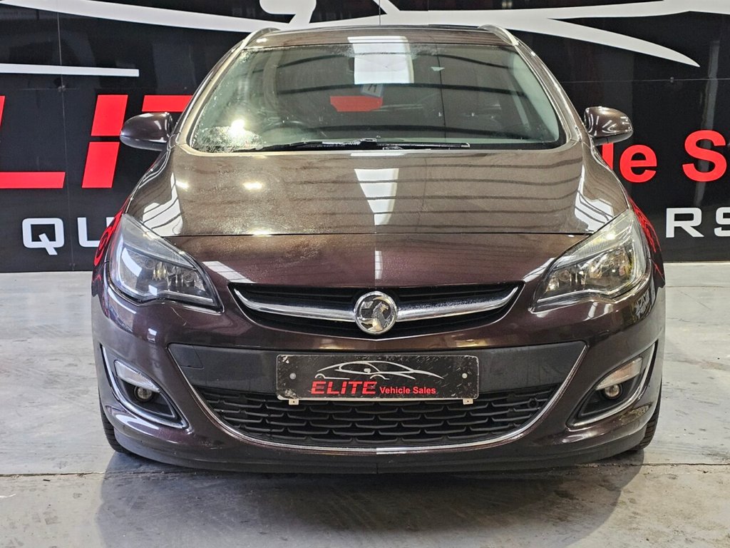 Used Vauxhall Astra 2013 for sale - 76787709: Photo 2