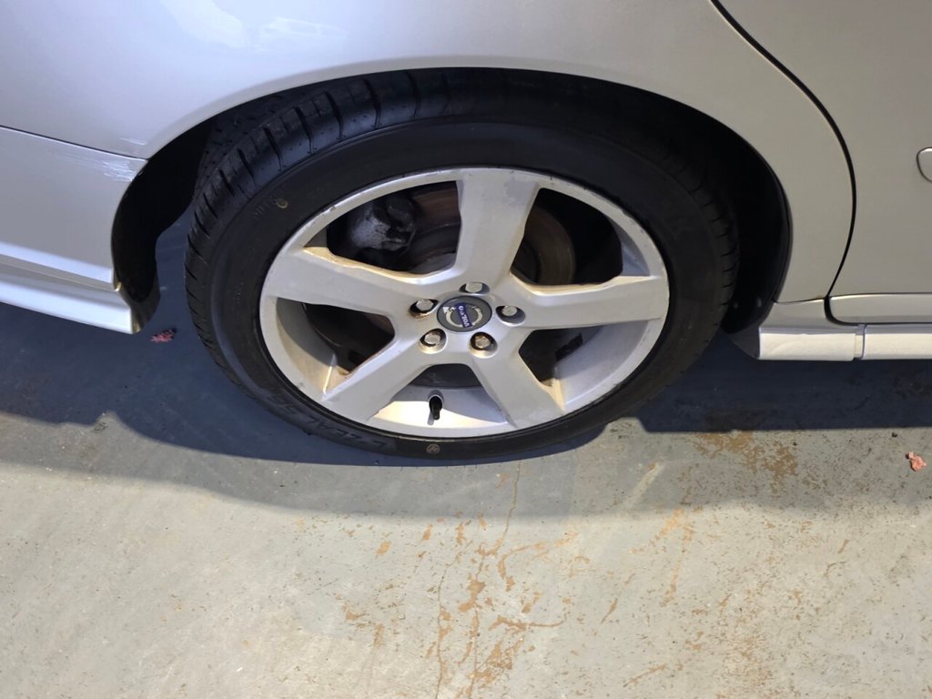 Used Volvo V50 2011 for sale - 77558063: Photo 10