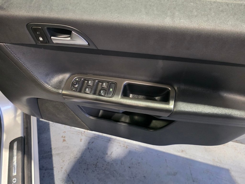 Used Volvo V50 2011 for sale - 77558063: Photo 24