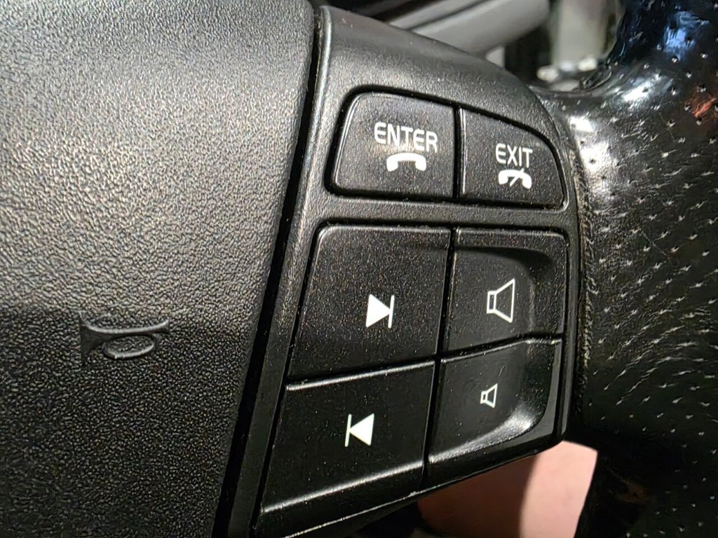 Used Volvo V50 2011 for sale - 77558063: Photo 25