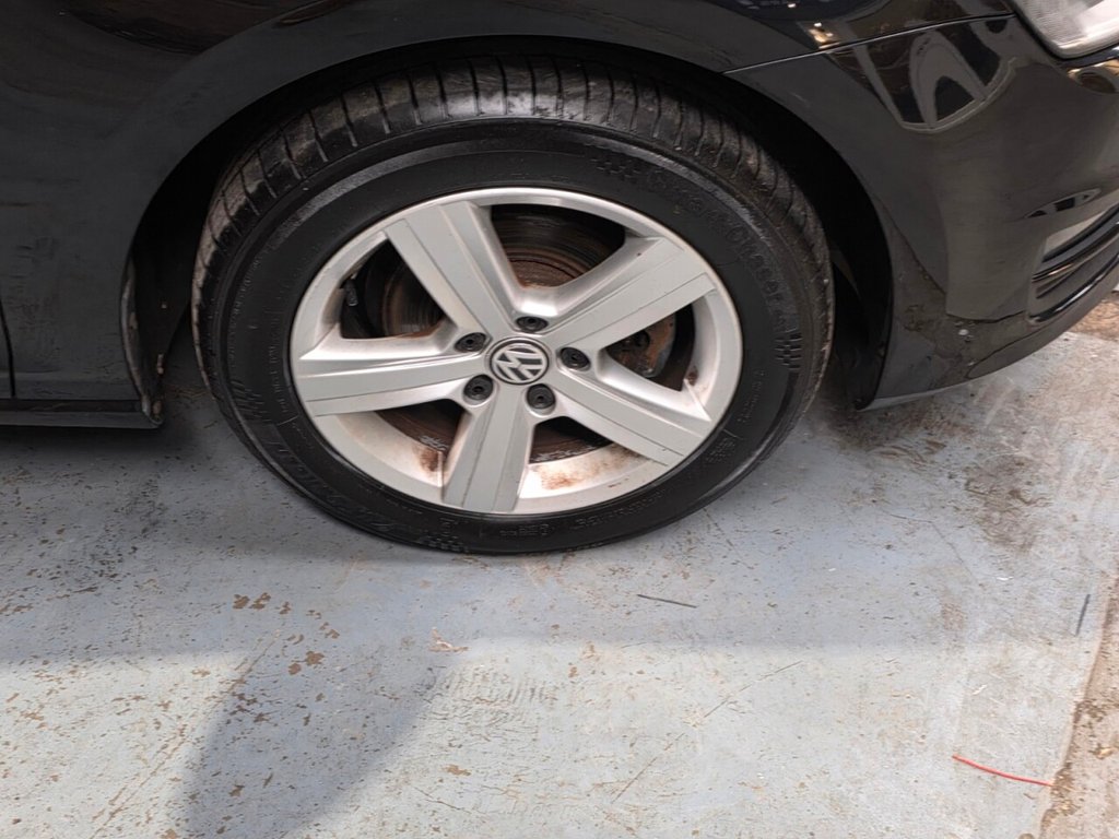 Used Volkswagen Golf 2015 for sale - 77188250: Photo 15