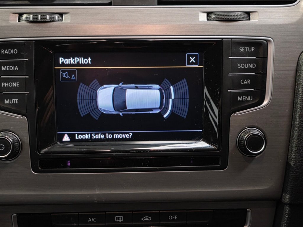 Used Volkswagen Golf 2015 for sale - 77188250: Photo 25