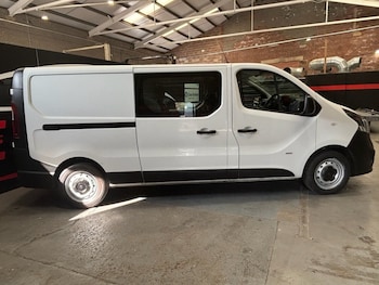 Used Vauxhall Vivaro 2015 for sale - 79370388: Photo