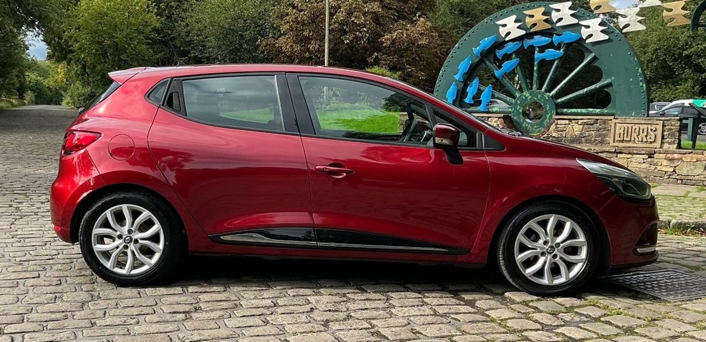 Used Renault Clio 2017 for sale - 76787692: Photo 10