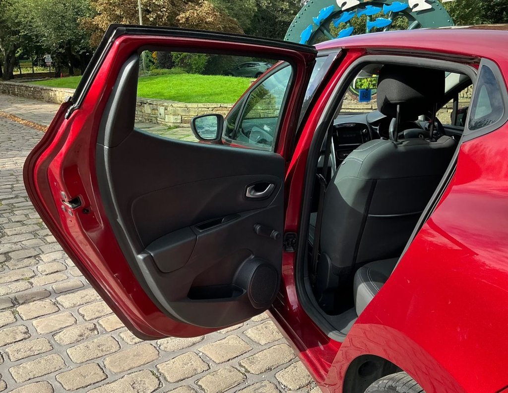 Used Renault Clio 2017 for sale - 76787692: Photo 28