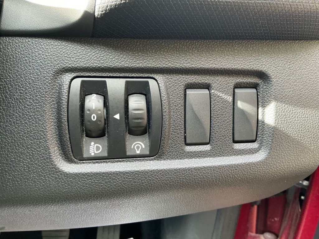 Used Renault Clio 2017 for sale - 76787692: Photo 45