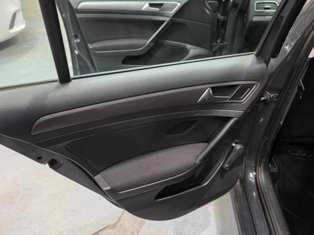 Used Volkswagen Golf 2013 for sale - 77798146: Photo 26