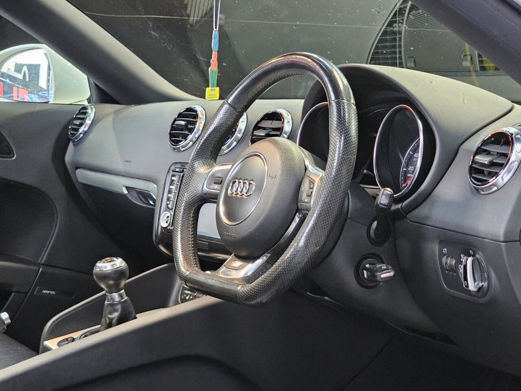 Used Audi TT 2011 for sale - 76855168: Photo 10