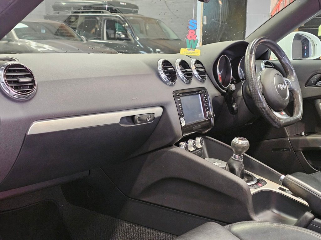 Used Audi TT 2011 for sale - 76855168: Photo 13