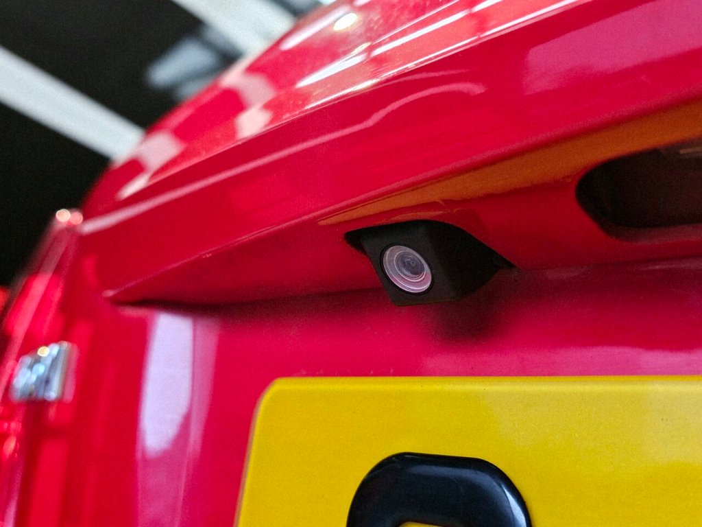 Used Toyota Yaris 2015 for sale - 77269174: Photo 10