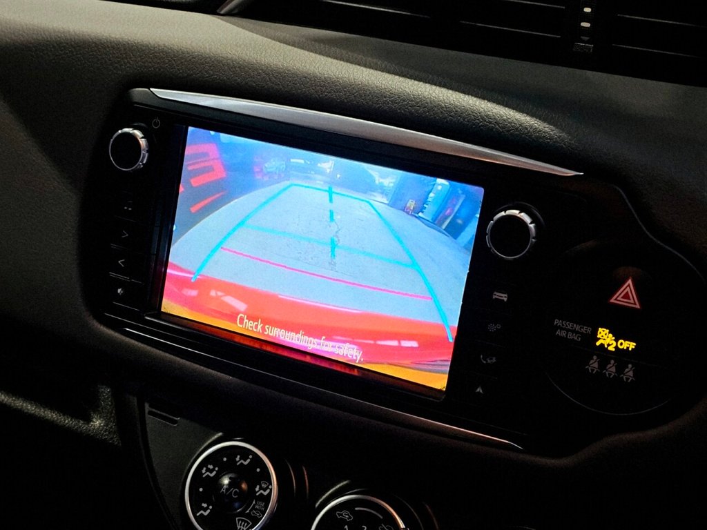 Used Toyota Yaris 2015 for sale - 77269174: Photo 17